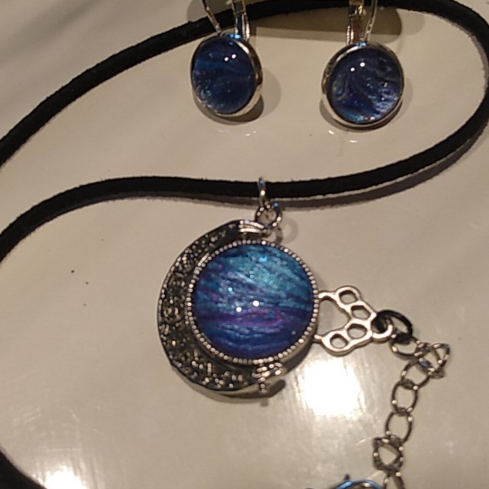 Necklace and matching earrings